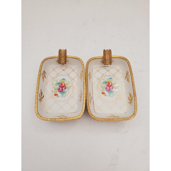 French Porcelaine Footed Ladies Hand Painted Ashtray Trimmed in Bronzed, Bronze - Picture 9 of 10